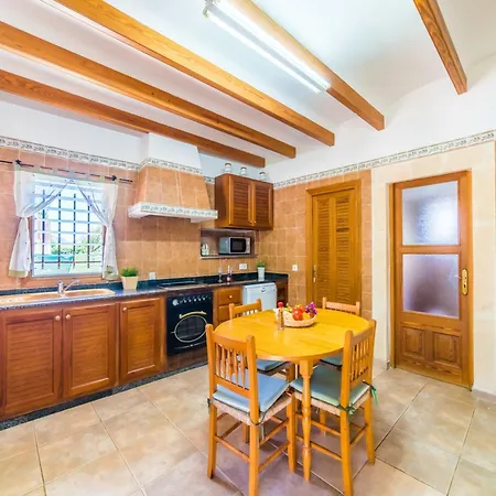 Nyaraló In Pollensa For 6 Guests